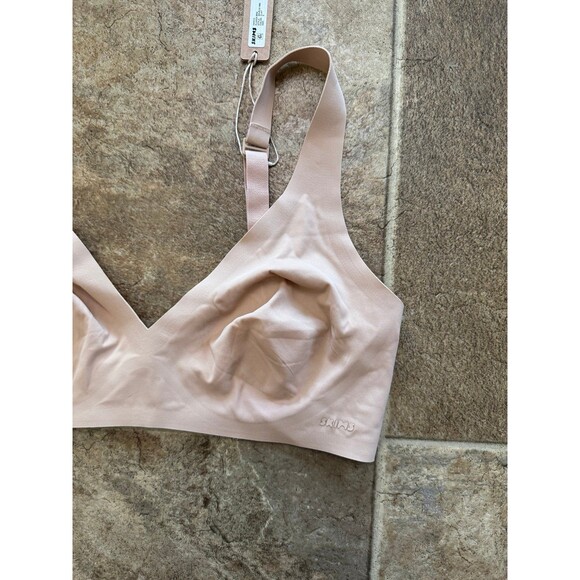Skims Naked Plunge Bralette Clay Size Small - Picture 6 of 11
